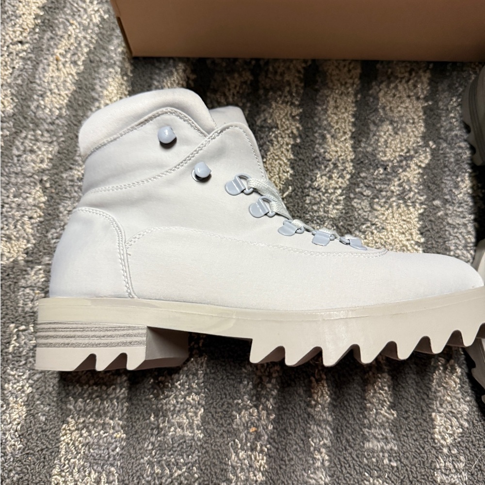 NWT JustFab Ankle Boots - Picture 4 of 7
